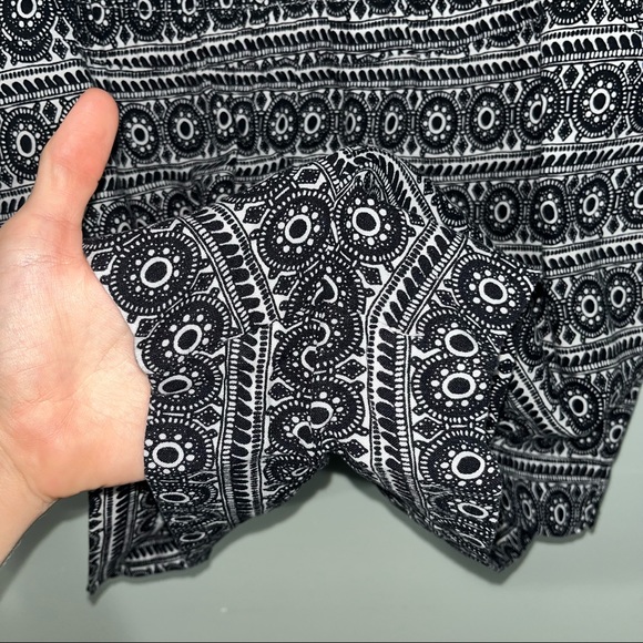 NWT Ann Taylor LOFT size medium romper black and white - Picture 9 of 15